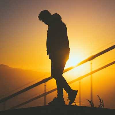 एक शख्स मुझमें बेबस सा